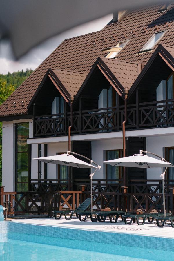 Rubel Aparthotel&Spa Jaremtsche Exterior foto